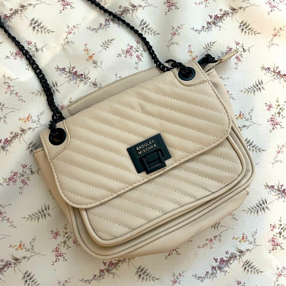 Vegan crossbody